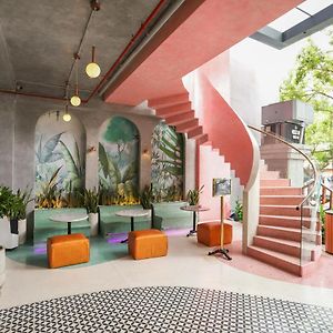 HOME Hotel